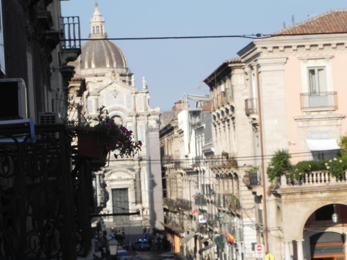 Palazzo Del Verga Catania-Fontanarossai nemzetközi repülőtér Kültér fotó