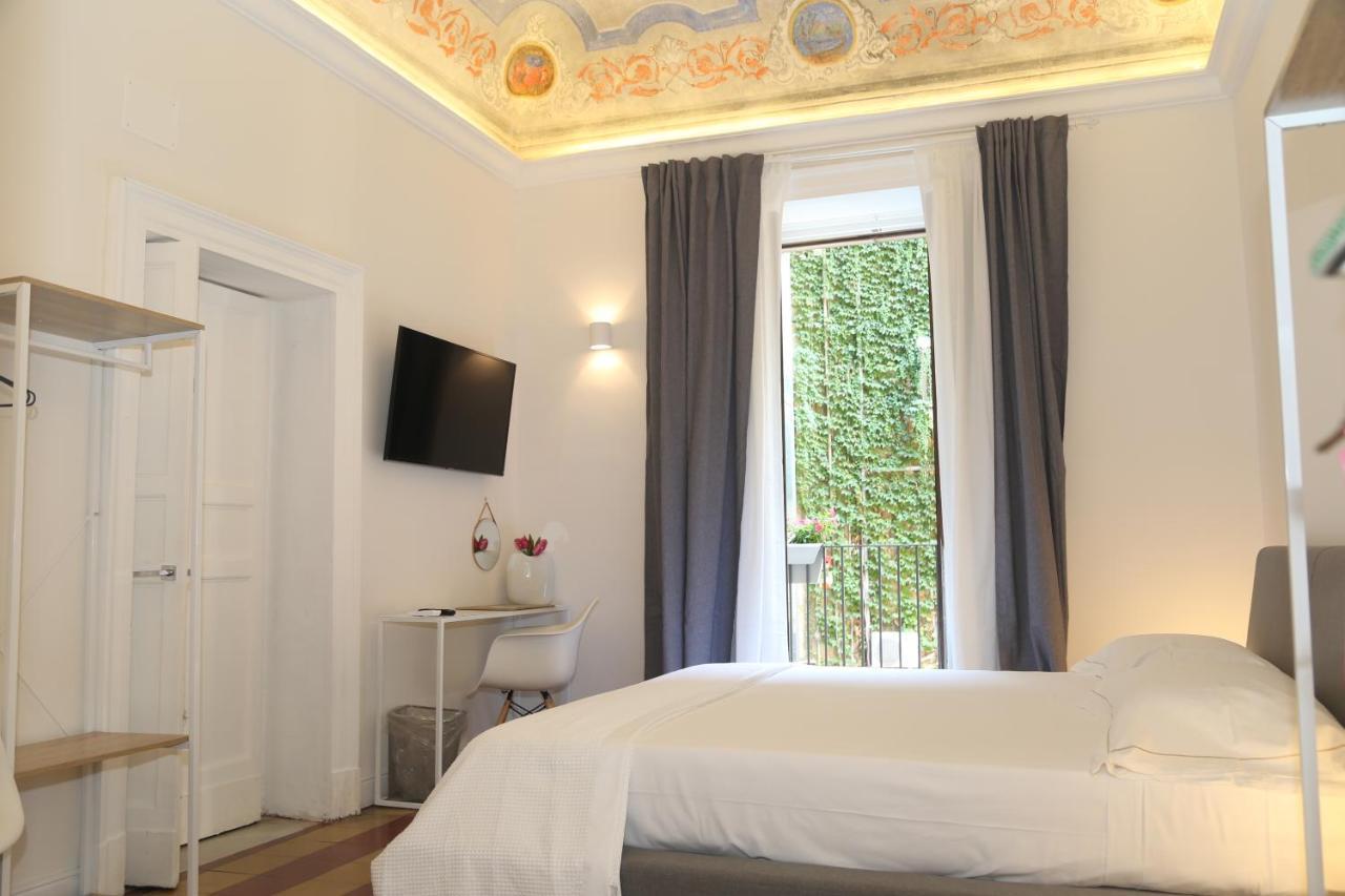Palazzo Del Verga Catania-Fontanarossai nemzetközi repülőtér Kültér fotó