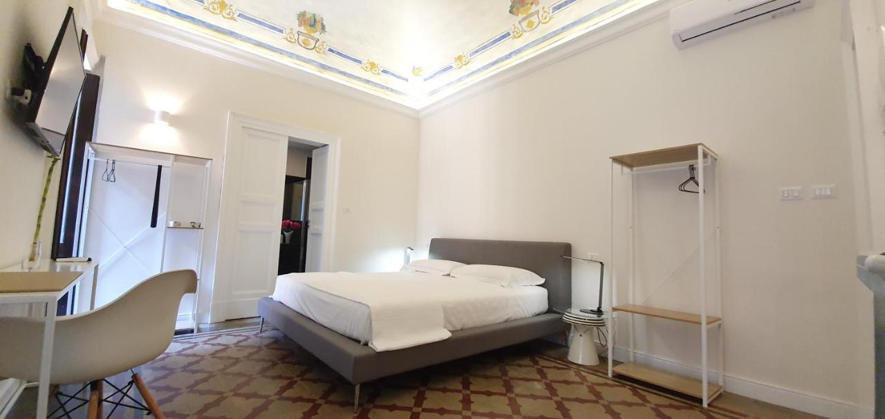Palazzo Del Verga Catania-Fontanarossai nemzetközi repülőtér Kültér fotó