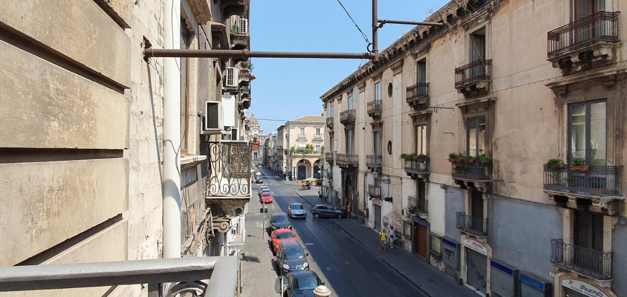 Palazzo Del Verga Catania-Fontanarossai nemzetközi repülőtér Kültér fotó